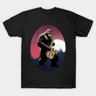 Bigfoot Plays Saxophone In The Moon Light T-Shirt